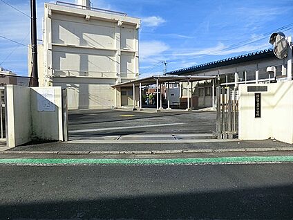 横浜市立原中学校 950m(12分)