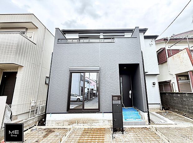 【現地外観写真】1号棟 ■暮らしを豊かにする充実した仕様設備で快適に