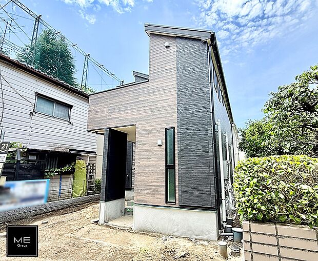 【現地外観写真】1号棟 ■家族みんなが笑顔で過ごせる、安心感のある住まい