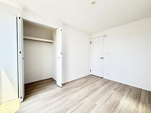 【リビング以外の居室】A号棟 ■機能的で使いやすいお部屋で毎日を快適に