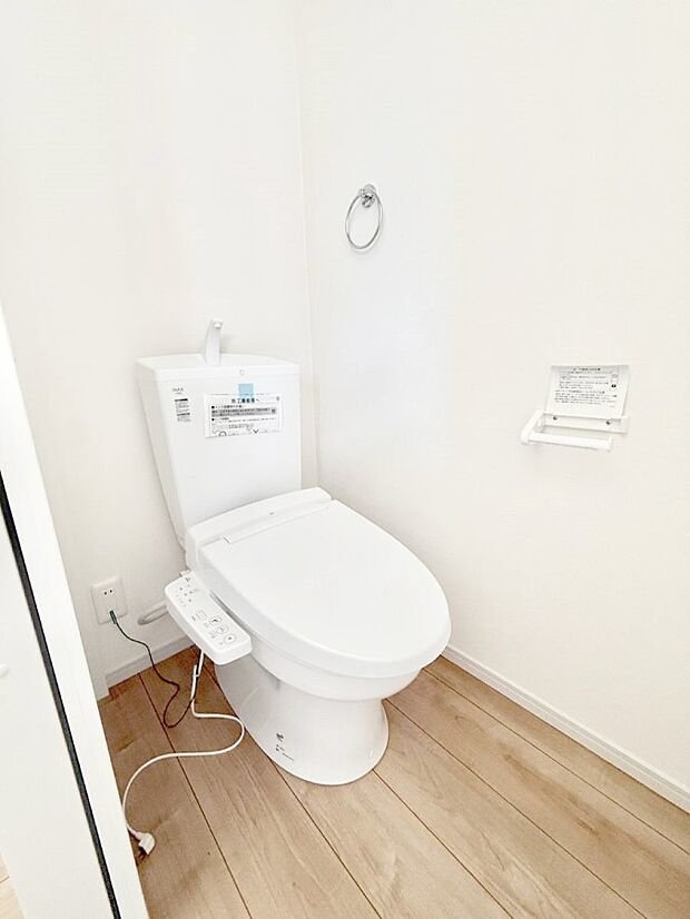 【トイレ】1号棟 ■毎日使う場所だからこそ、清潔感溢れる空間