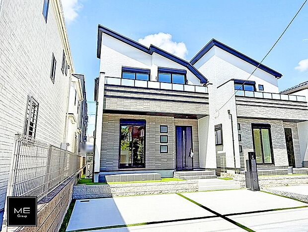 【現地外観写真】B号棟 ■暮らしを彩る充実した設備仕様が備わった住まい