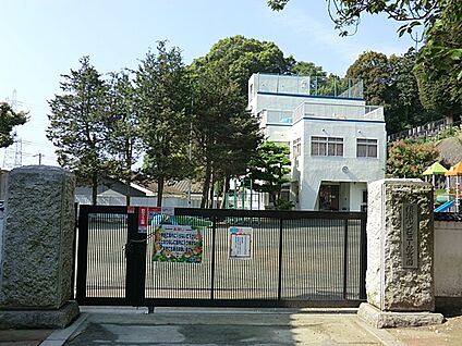 横浜ルンビニー保育園 709m(9分)
