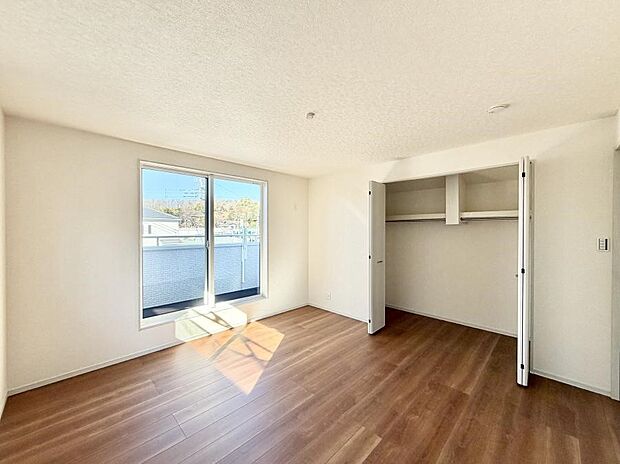 【リビング以外の居室】8号棟 ■機能的で使いやすいお部屋で毎日を快適に