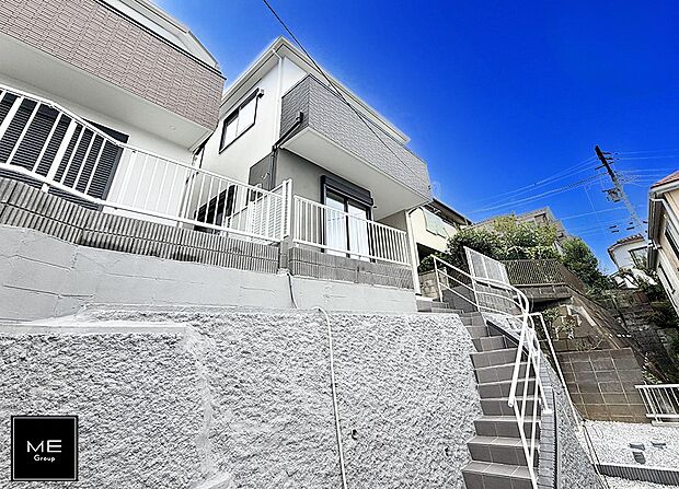 【現地外観写真】B号棟 ■家族みんなが笑顔で過ごせる、安心感のある住まい