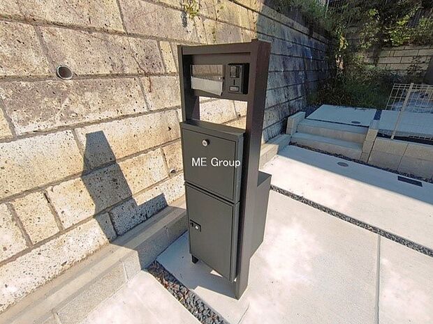 【宅配ボックス】■不在時でも荷物が受け取れる便利な宅配ボックス付き郵便受け