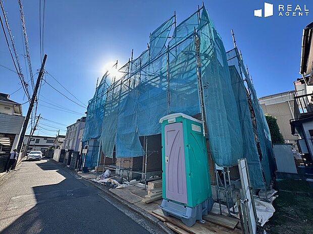 【現地前面道路】現地までのアプローチをしっかりとご説明させて頂きます。
お車と徒歩のアプローチをご一緒しますので、
なんなりとご質問下さい♪