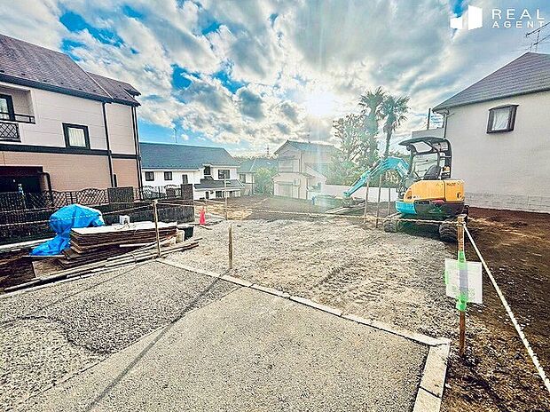 【現地外観】休日は少し足をのばして「よこはま動物園ズーラシア」「県立四季の森公園」などでお子様とお過ごしください!