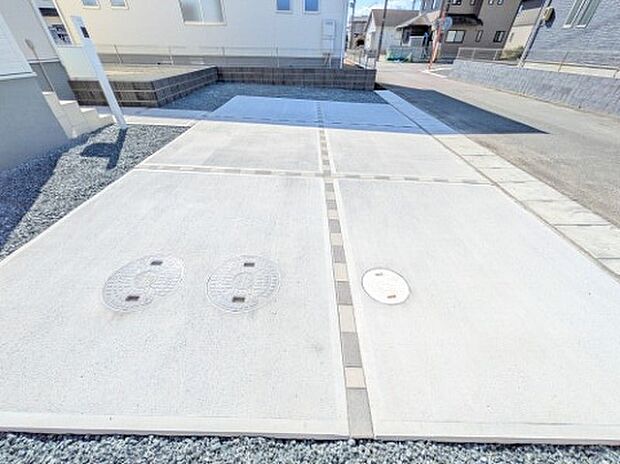 【1号棟駐車場】カースペース4台可能です！