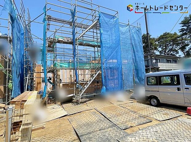 B号棟＞一戸建ての大きなメリットは、「自分の土地」を自由に使えること。好きなペットが飼えるほか、ガーデニングやＤＩＹ、車の手入れなど様々な趣味を楽しめます♪広いお庭でのびのびと開放的に暮らしましょう！