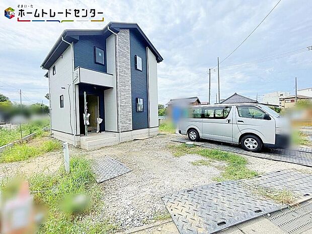 1号棟
JR常磐線「取手」駅まで車で4分!
LIGAREはラテン語で<結ぶ>という意味を持つ。人を繋ぎ、家族を結ぶ。シンプルな箱を結び、繋ぎ合わせることで様々なデザインが形成される。