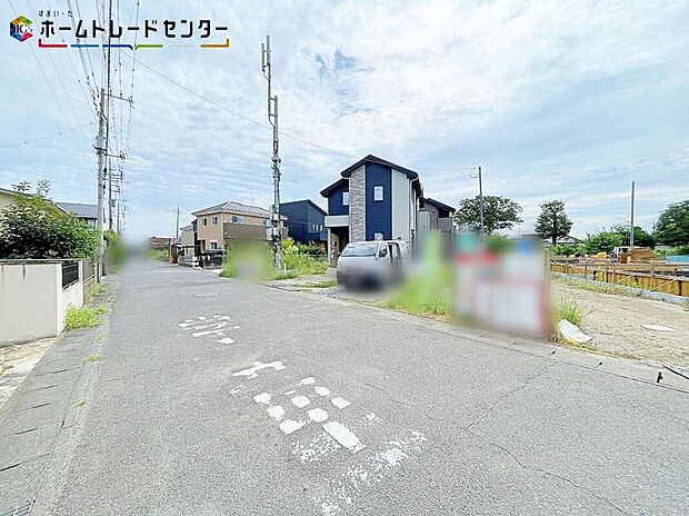 1号棟
○嬉しい設備仕様
システムキッチン、カウンターキッチン、全室フローリング、浴室乾燥機、床下収納、TVモニター付インターホン、24時間換気システム、人感センサー、駐車場3台(車種による)!