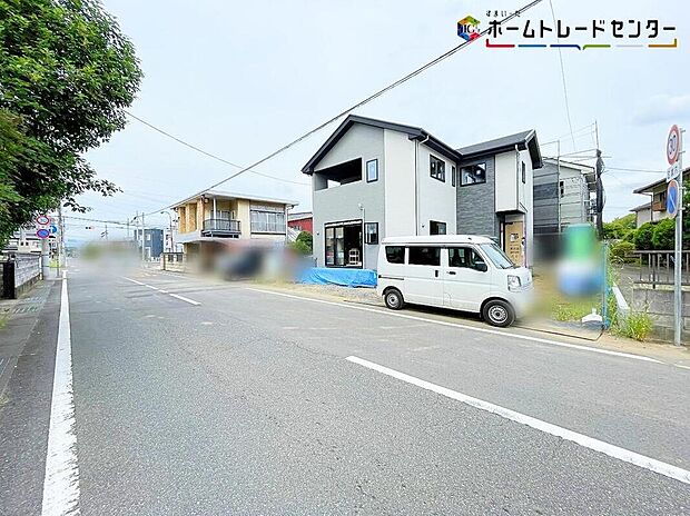 1号棟
○嬉しい設備仕様
システムキッチン、浴室乾燥機、ウォークインクローゼット、床下収納、TVモニター付インターホン、24時間換気システム、シューズインクローク、駐車場3台(車種による)!