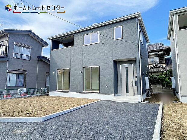 【現地外観写真】関東鉄道常総線「南石下」駅まで徒歩２分♪「耐震＋制震」を兼ね備えた家、ＱＵＩＥ。住宅性能評価取得物件！安心の第三者機関による検査済み！品質にこだわり住む人に実利もしっかり感じていただける家！