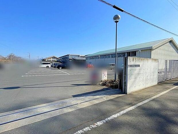 下妻市立下妻中学校（約3,260m）
