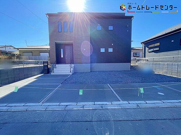 【駐車場】2号棟
JR常磐線「水戸」駅まで車で8分!
安心の住宅性能評価取得物件!耐震性など主要4分野で最高等級を取得♪地震に強い家!
住まいは、人生の多くの時間を過ごす大切な場所!