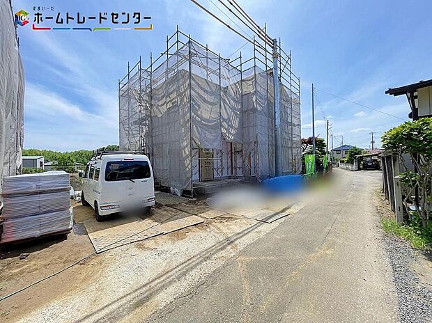 【前面道路含む現地写真】A号棟
平日・お仕事帰りなど、いつでもご案内致します！お気軽にお問い合わせ下さい♪居心地がいい、地震につよい、安心がつづく。価格を超えた価値ある家づくりで、お客様の想いに応えます。