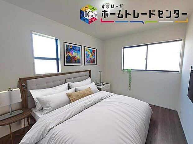 ≪Room≫
朝日と共に起きて、日中もたっぷり日差しが降り注ぐ間取り。
※家具はCGでございます