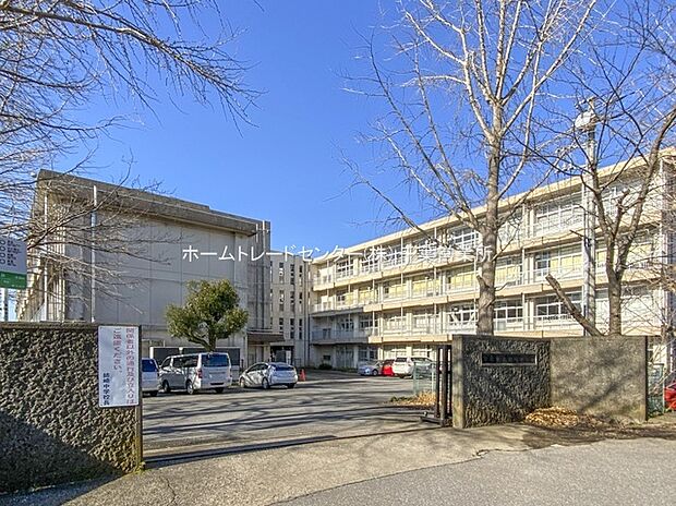 市原市立姉崎中学校（約1,048m）