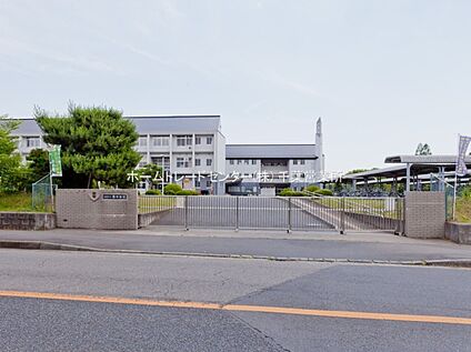 成田市立西中学校 1667ｍ(徒歩21分)