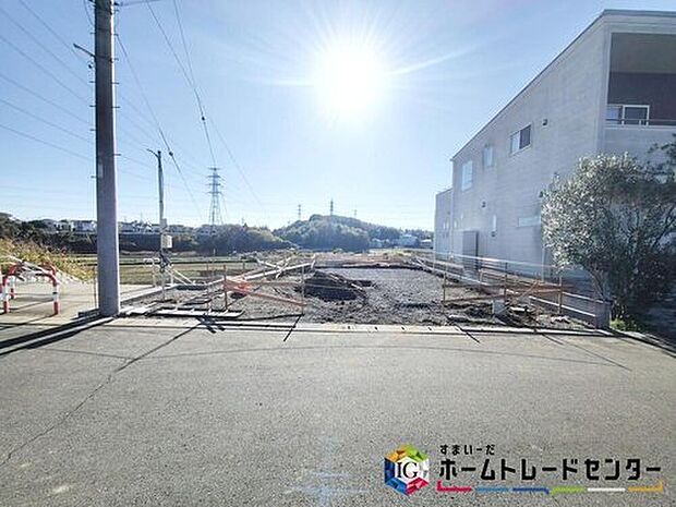 【現地外観写真】◆休日にご家族揃ってご見学はいかがでしょうか♪実際の現地を見てみると図面などではわからない、新たな発見もありますのでまずはお気軽にお問い合わせください♪