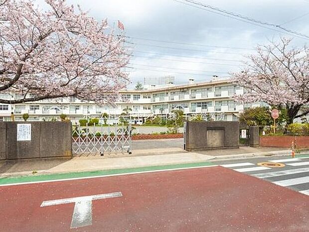 四街道市立山梨小学校（約789m）