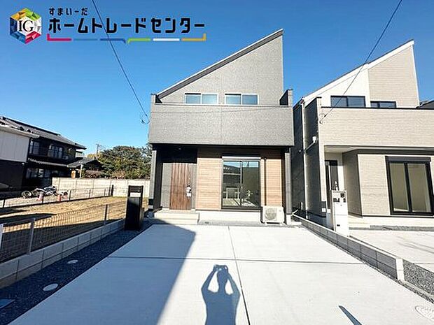 【現地外観写真】◆平日・お仕事帰りなど、いつでもご案内させていただきます！デザイン・目に見える設備面も大切ですが、耐震構造で地震に強い家の為、次代へ繋ぐ強固な住宅です。

