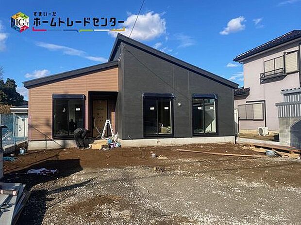 【前面道路含む現地写真】◆休日にご家族揃ってご見学はいかがでしょうか♪実際の現地を見てみると図面などではわからない、新たな発見もありますのでまずはお気軽にお問い合わせください♪