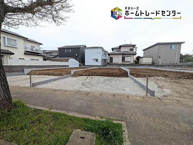 【現地外観写真】◆休日にご家族揃ってご見学はいかがでしょうか♪実際の現地を見てみると図面などではわからない、新たな発見もありますのでまずはお気軽にお問い合わせください♪