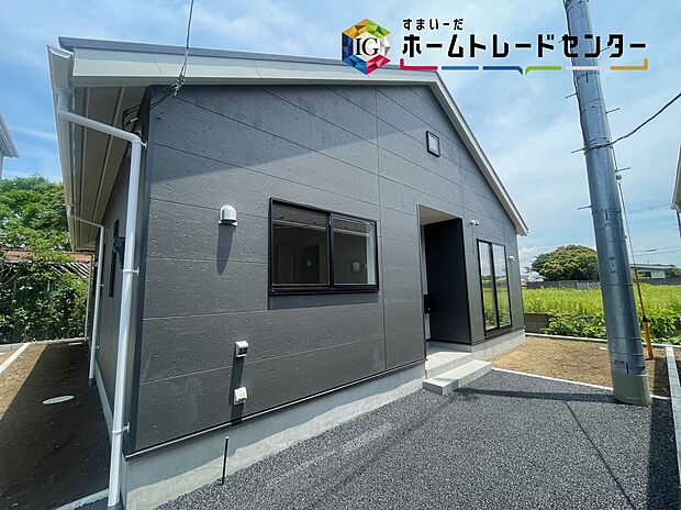 【現地外観写真】◆≪お問い合わせ当日のご内覧もお任せください♪≫
耐震に優れた工法を採用、一生住む家だから構造にも環境にもこだわりを。地震に強いオリジナル工法を是非お確かめ下さい♪
