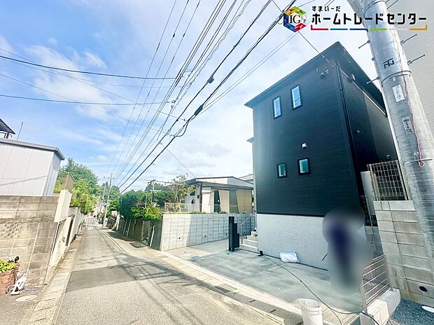 【現地外観写真】◆≪お問い合わせ当日のご内覧もお任せください♪≫
耐震に優れた工法を採用、一生住む家だから構造にも環境にもこだわりを。地震に強いオリジナル工法を是非お確かめ下さい♪
