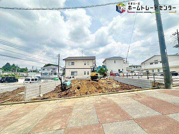 【現地外観写真】◆平日・お仕事帰りなど、いつでもご案内させていただきます！デザイン・目に見える設備面も大切ですが、耐震構造で地震に強い家の為、次代へ繋ぐ強固な住宅です。