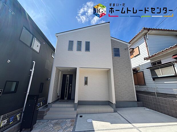 【現地外観写真】◆休日にご家族揃ってご見学はいかがでしょうか♪実際の現地を見てみると図面などではわからない、新たな発見もありますのでまずはお気軽にお問い合わせください♪
