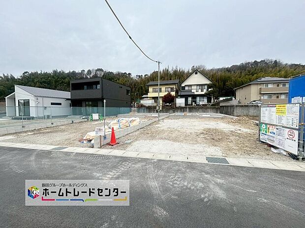 ２号棟
土地面積　206.44m2
建物面積　100.63m2