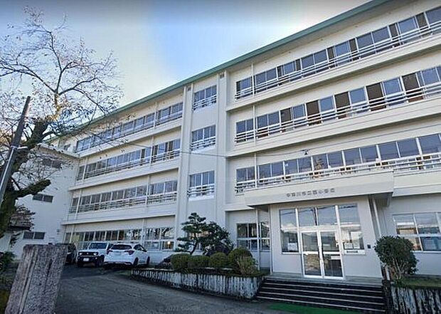 中津川市立西小学校（約2,500m）