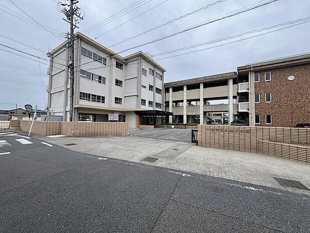 一宮市立三条小学校（約751m）