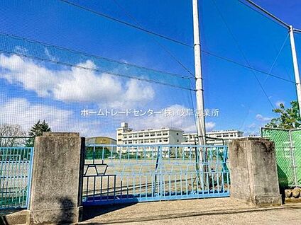 扶桑町立扶桑中学校 1600m(徒歩20分)