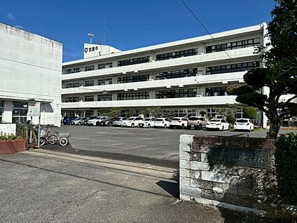 羽島市立羽島中学校 3210m(徒歩41分)