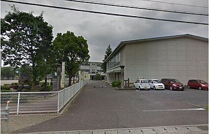 美濃加茂市立加茂野小学校 500m (徒歩7分)