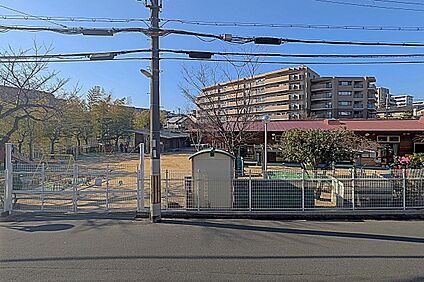 アトリオとねやまこども園 300ｍ(徒歩4分)