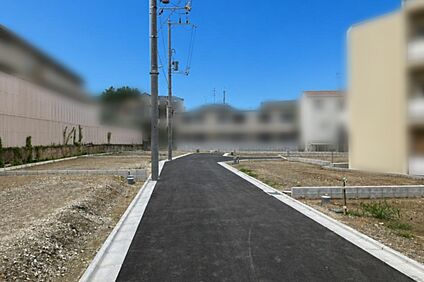 現地写真（前面道路）