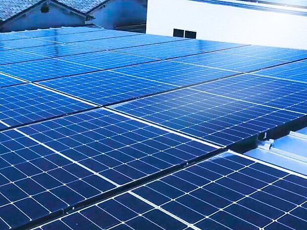 【太陽光発電システム】＋100万円(税込)で太陽光発電システム付きに変更できます。詳しくはスタッフまでお問い合わせください。