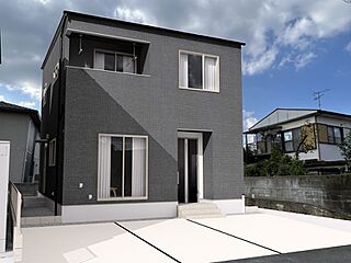 高知市朝倉建売(14)(16)　太陽光6.600kW搭載 ZEH住宅 外観