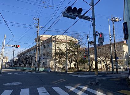 高知市立潮江小学校 徒歩853m