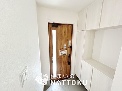 現地写真(玄関)