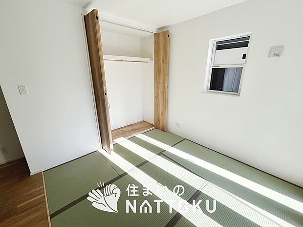 【現地写真(和室)】大壁仕様の新和室。くつろぎの空間です。