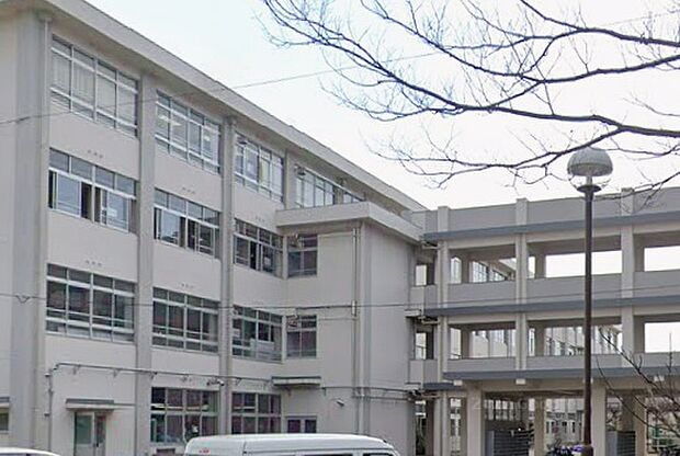 加古川市立平岡北小学校（約990m）