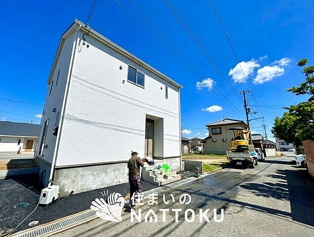 【現地写真(外観)】耐震等級最高「3」取得で基準の1.5倍の性能・耐震強度で安心できます。