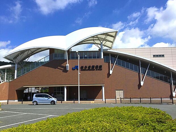 JR山陽本線「はりま勝原駅」(約640m)