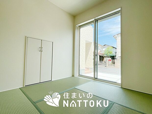 【現地写真(和室)】大壁仕様の新和室。くつろぎの空間です。